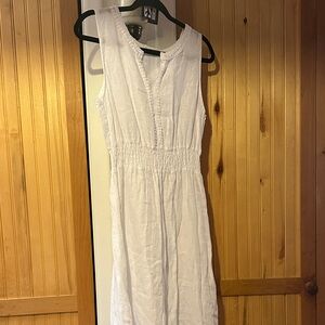 21. Chic White Sleeveless Midi Dress